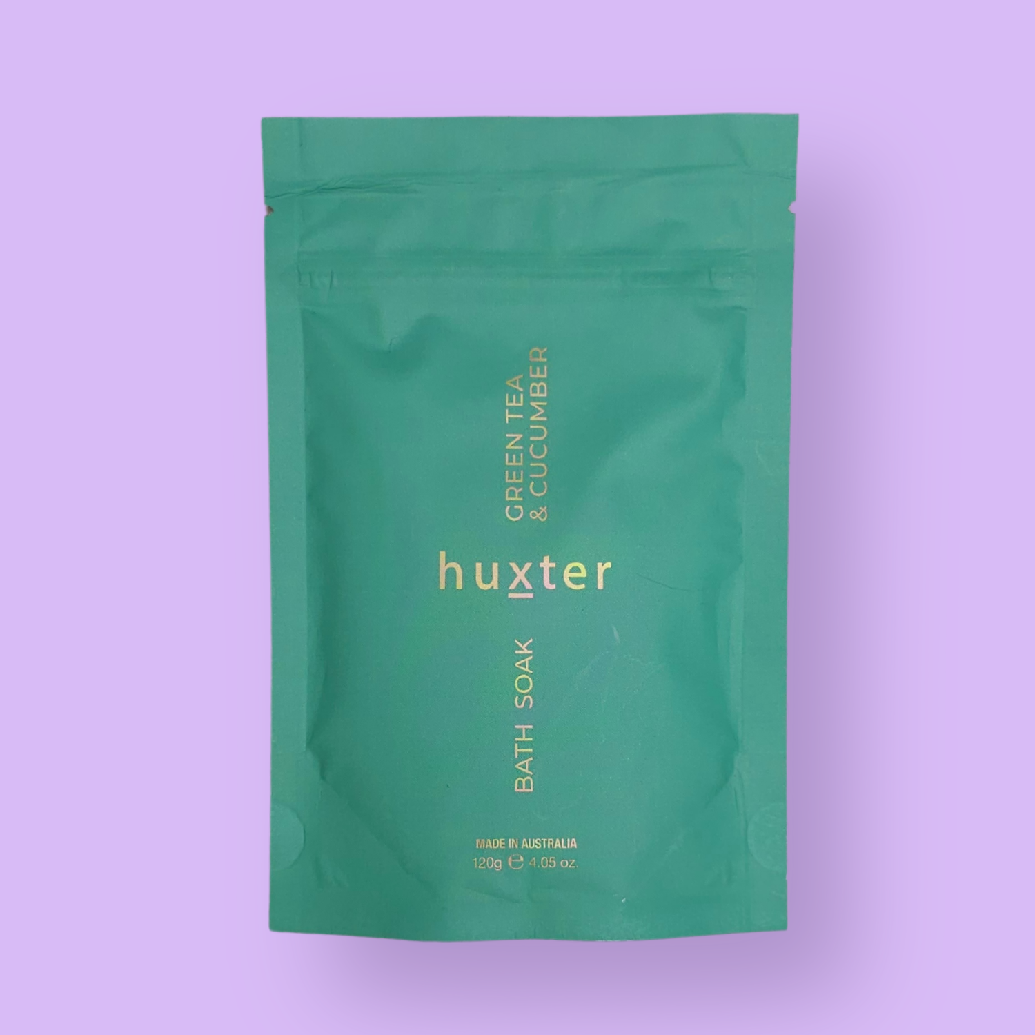 Huxter green tea and cucumber bath soak – a refreshing, Australian-made blend of salts and fragrance for a calming self-care ritual.